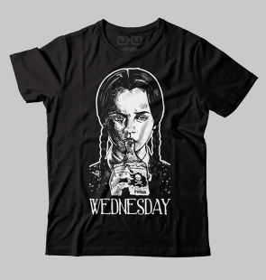 Camiseta Wandinha