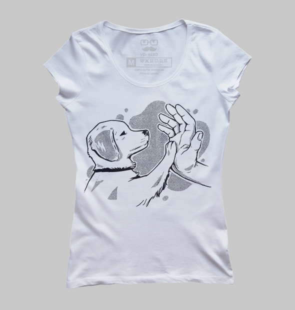 Camiseta Mão e Pata